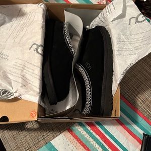 Black UGG Slippers